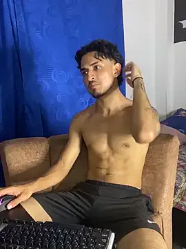 maxx_william – webcam model profile photo Image 17