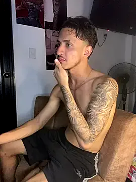 maxx_william – webcam model profile photo Image 4