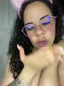 LoliMonroe – webcam model profile photo Image 7