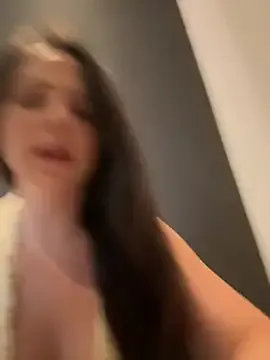 PrincessPlee – webcam model profile photo Image 14