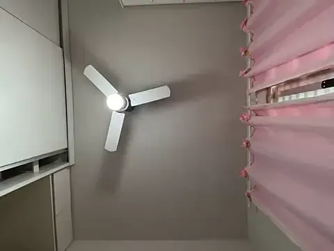 AlisAmaze webcam show Image 9