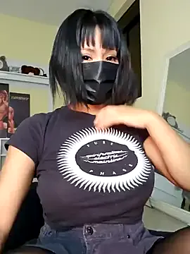 Heyjezelle – webcam model profile photo Image 11