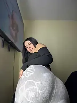 EliTorres – webcam model profile photo Image 9