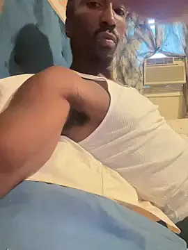 LedaBun – webcam model profile photo Image 13