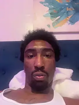 LedaBun – webcam model profile photo Image 4