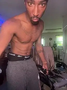 LedaBun – webcam model profile photo Image 5