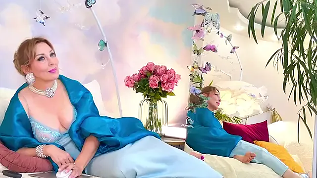 AshleyEmerald webcam show Image 14