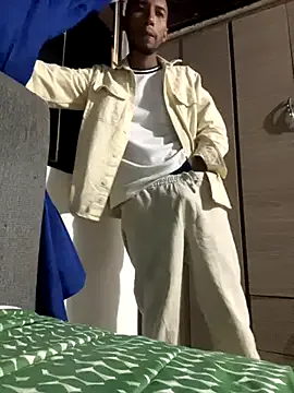 ladyred1ove – webcam model profile photo Image 19