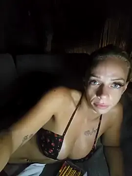 Bad_Girl_Sakura – webcam model profile photo Image 4