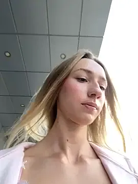 Doutei-Sayonara – webcam model profile photo Image 18