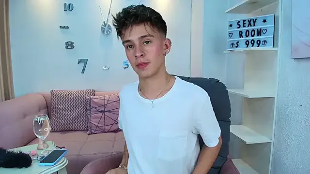 SarahhOrtiz – webcam model profile photo Image 9