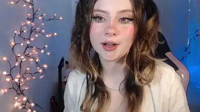 akamilasweetcm101 – webcam model profile photo Image 17