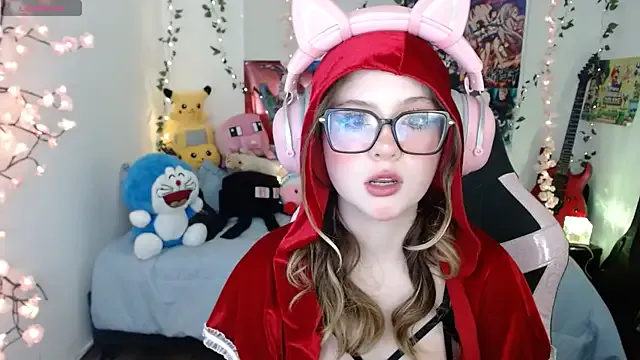 akamilasweetcm101 – webcam model profile photo Image 2