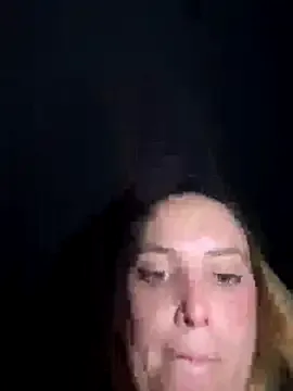 KatieeGomez – webcam model profile photo Image 16