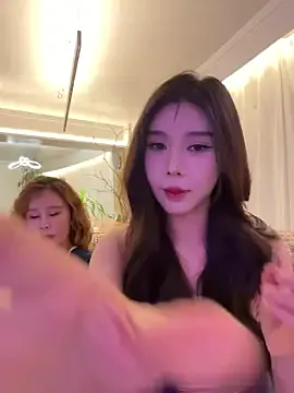 MissDesi webcam show Image 5