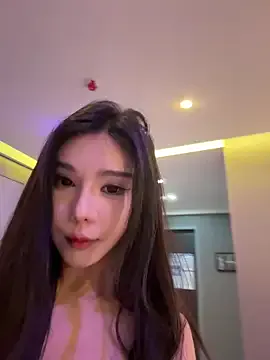 MissDesi webcam show Image 6