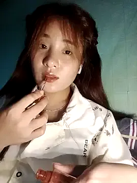 LauCamila – webcam model profile photo Image 3