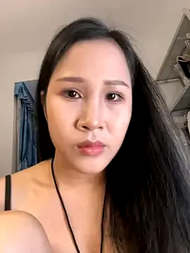 Ritusri_Dotta webcam show Image 3