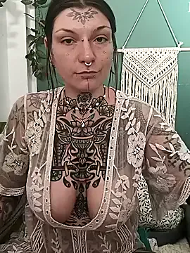 Cassii_Alexii – webcam model profile photo Image 2