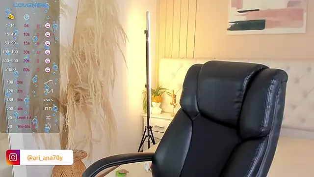 NatashaMooreXX webcam show Image 4