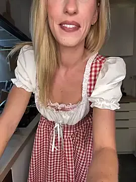 Luna_Sanders – webcam model profile photo Image 16