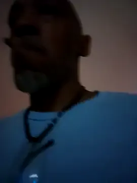 Red_Lola – webcam model profile photo Image 7