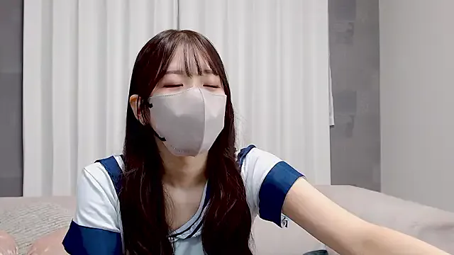 Noya – webcam model profile photo Image 9