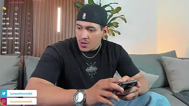 Keep_us_wild – webcam model profile photo Image 3