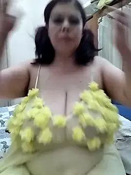 BustyCampervanGirl webcam show Image 8