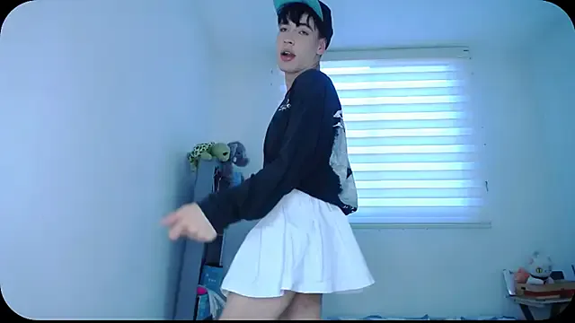 BustyBrunette44 – webcam model profile photo Image 19