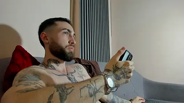 SarahhOrtiz – webcam model profile photo Image 11