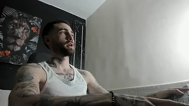 SarahhOrtiz – webcam model profile photo Image 2