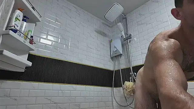 LynxRosenn – webcam model profile photo Image 14