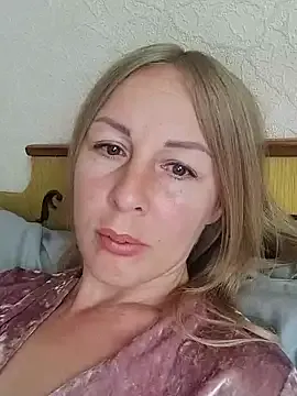 LunaSugarX – webcam model profile photo