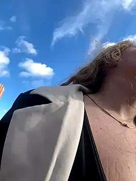 MADAME-ARLETTE webcam show