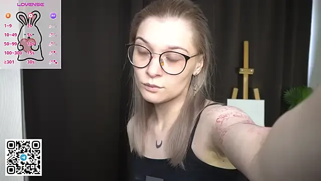 R_Roshni webcam show Image 6