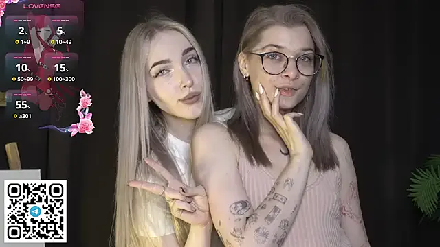 R_Roshni webcam show Image 9