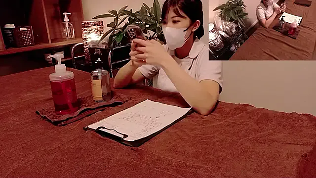 CarleeVelvet – webcam model profile photo Image 2