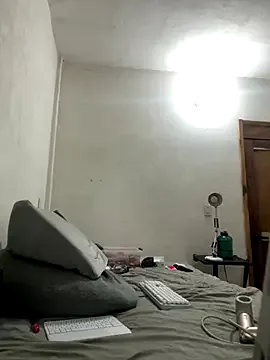 OctaviaFelicity – webcam model profile photo Image 3