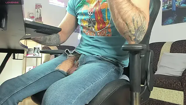 Rakses2 – webcam model profile photo Image 16