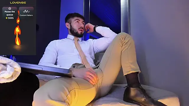 akamilasweetcm101 – webcam model profile photo Image 4