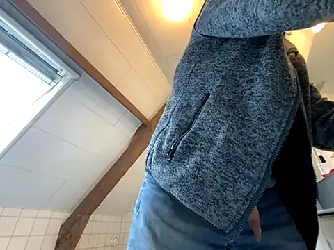 NinaMuller – webcam model profile photo Image 3