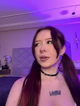 ZeherKiZara webcam show Image 11