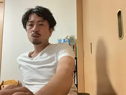 LucySkyvy – webcam model profile photo Image 13