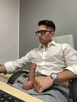 SweetFire69 – webcam model profile photo Image 4