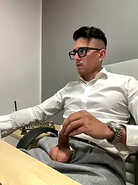 SweetFire69 – webcam model profile photo Image 6