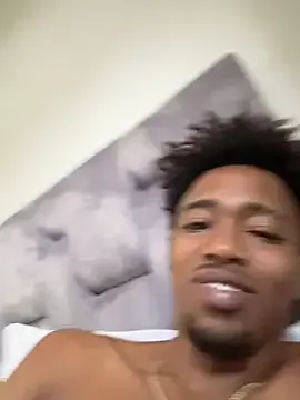 calehot98 – webcam model profile photo Image 3