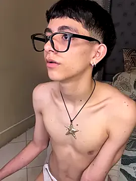 AmiiraSkky – webcam model profile photo Image 11