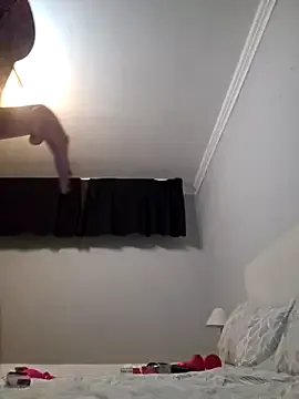 akamilasweetcm101 – webcam model profile photo Image 18