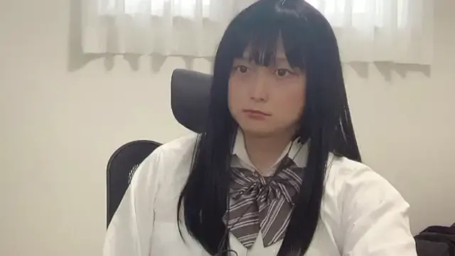 LoisLayne – webcam model profile photo Image 10